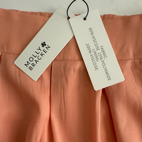 Molly Bracken Melon Pleated Mini Skirt w/ built in shorts underneath - Picture 3 of 6